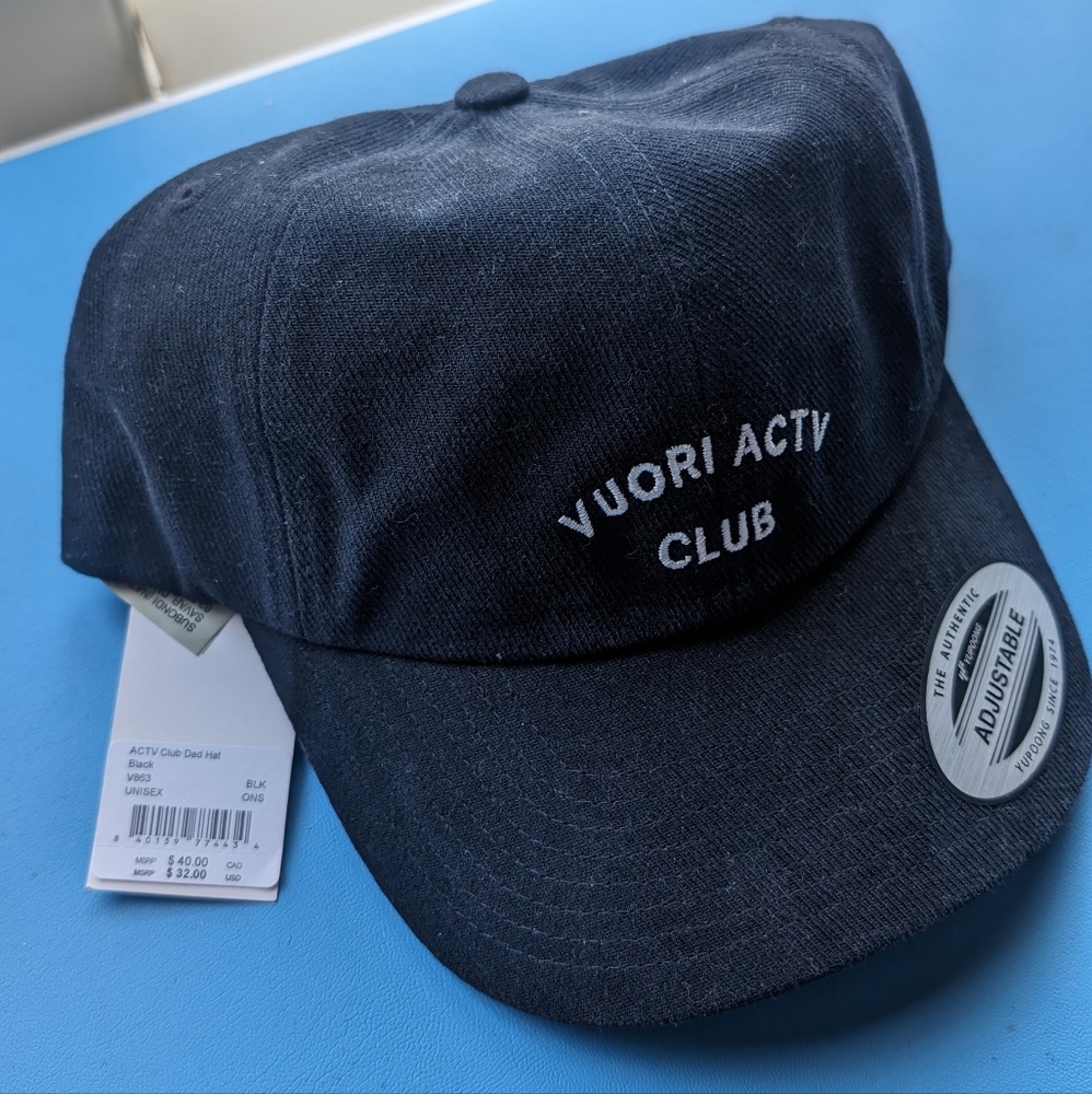 Vuori Actv Unisex Adjustable Black Ball Cap NWT
